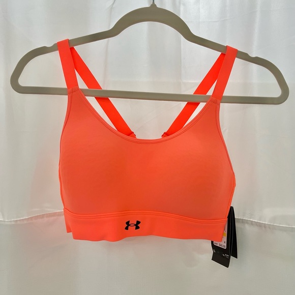 Under Armour Other - UNDER ARMOUR SPORTS BRA Size Medium